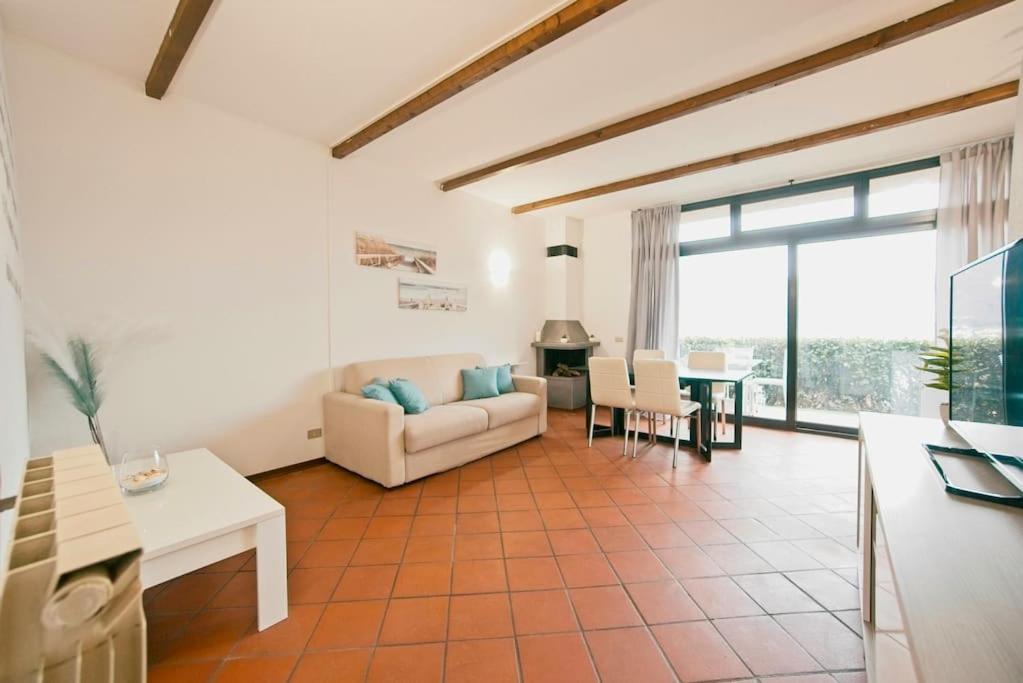 Ferienwohnung Miralago Lugano Sporting Club Cuasso Al Monte Exterior foto